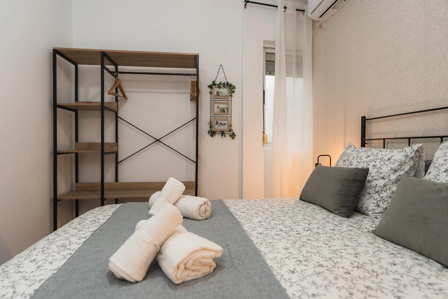 Tuguest Placeta Silleria Granada 0*,